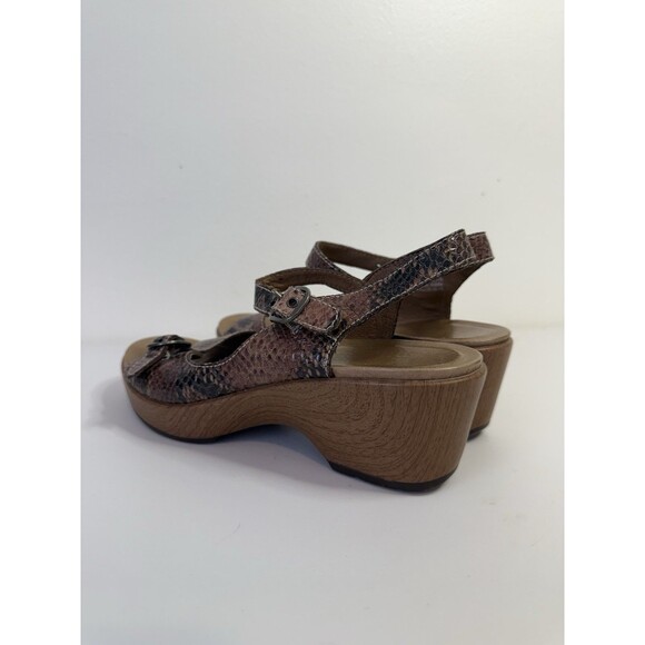 Dansko Joanie Brown Snake Leather Ankle Strap Comfort Sandal 4O - Picture 7 of 15